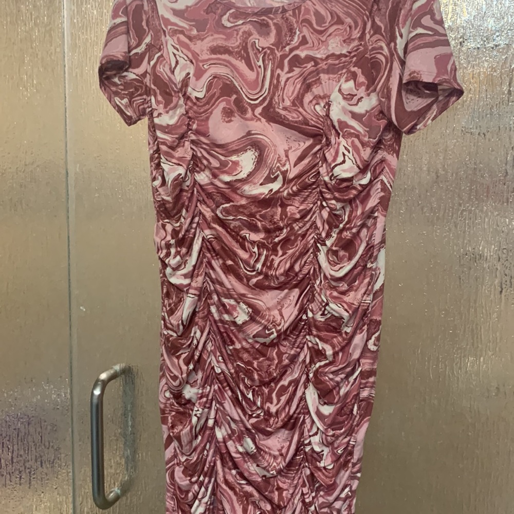 Dress - Picture 3 of 3